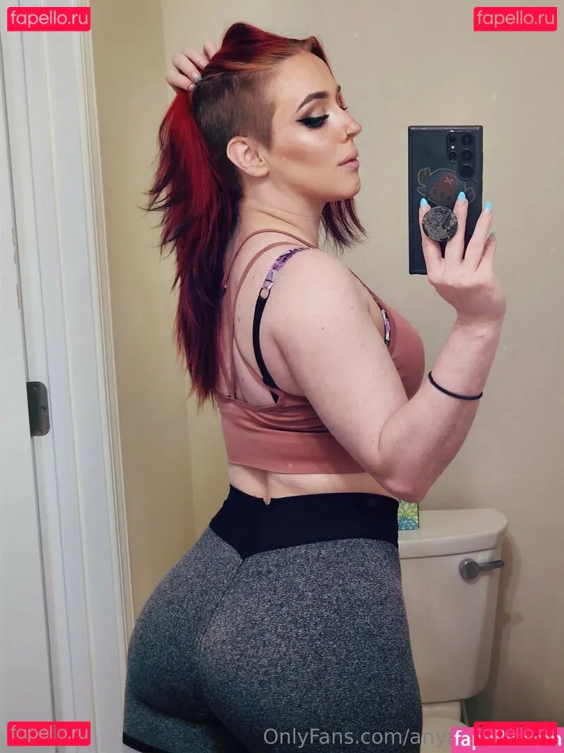 anya.braddock Onlyfans Photo Gallery 