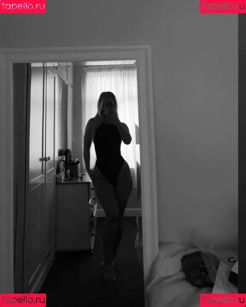 Izzy Taffs Onlyfans Photo Gallery 