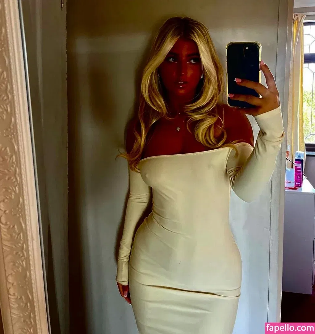 Izzy Taffs Onlyfans Photo Gallery 