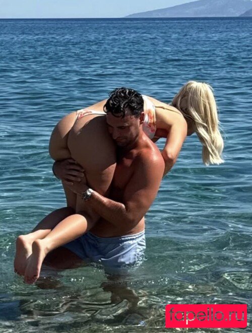 Izzy Taffs Nude Onlyfans Photo 48