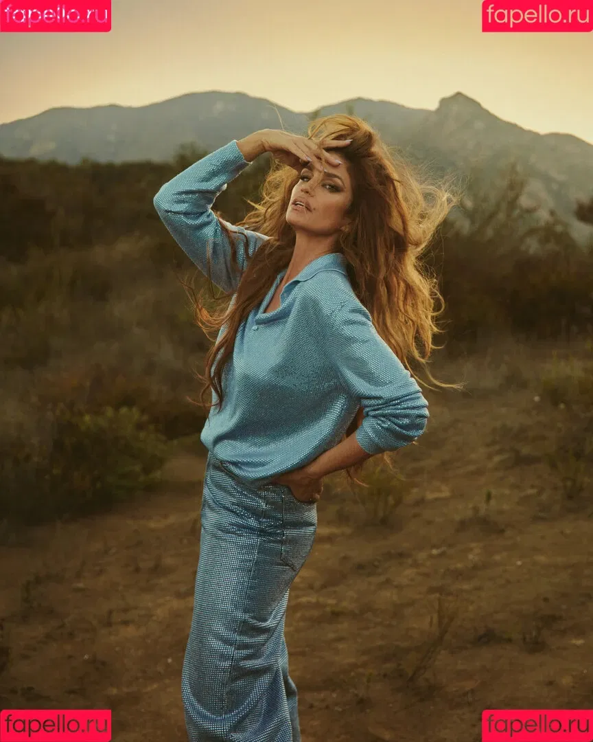 Cindy Crawford Onlyfans Photo Gallery 