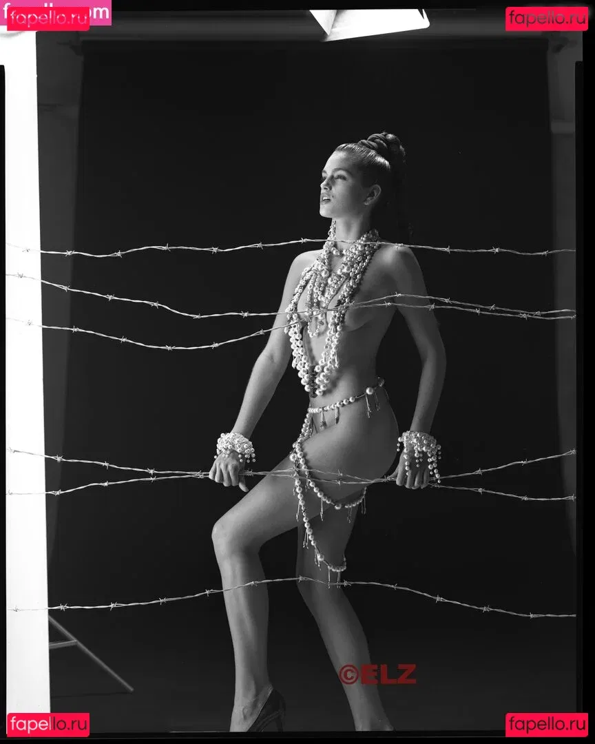 Cindy Crawford Onlyfans Photo Gallery 