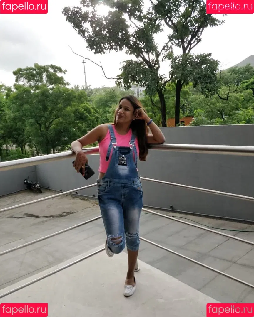 Muskaan Agarwal Onlyfans Photo Gallery 