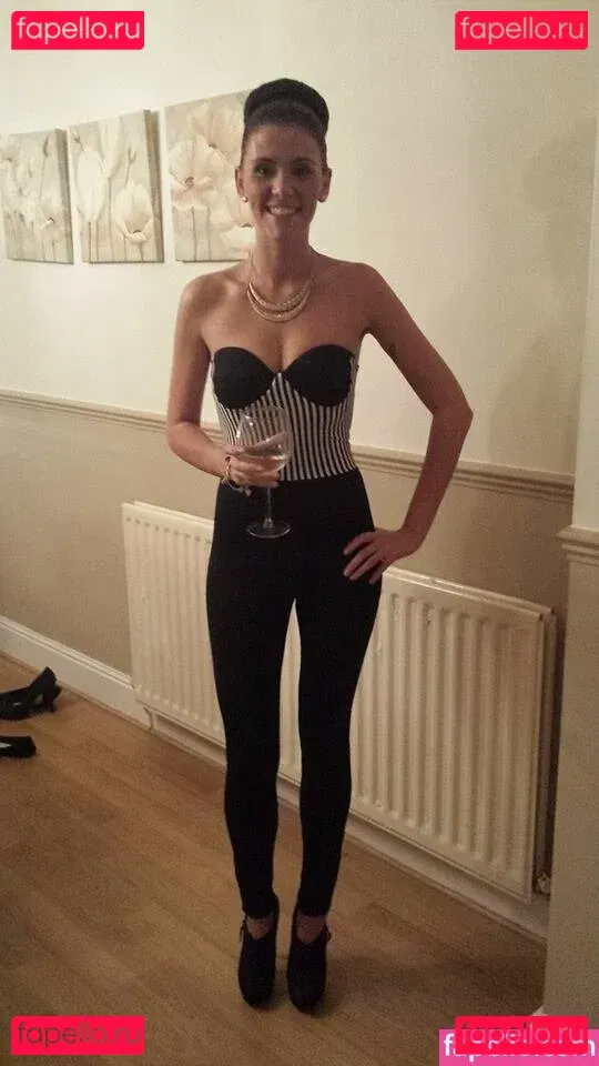 Michelle Fenwick Onlyfans Photo Gallery 