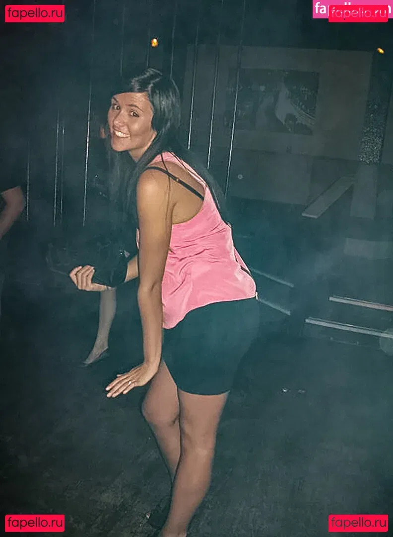 Michelle Fenwick Onlyfans Photo Gallery 