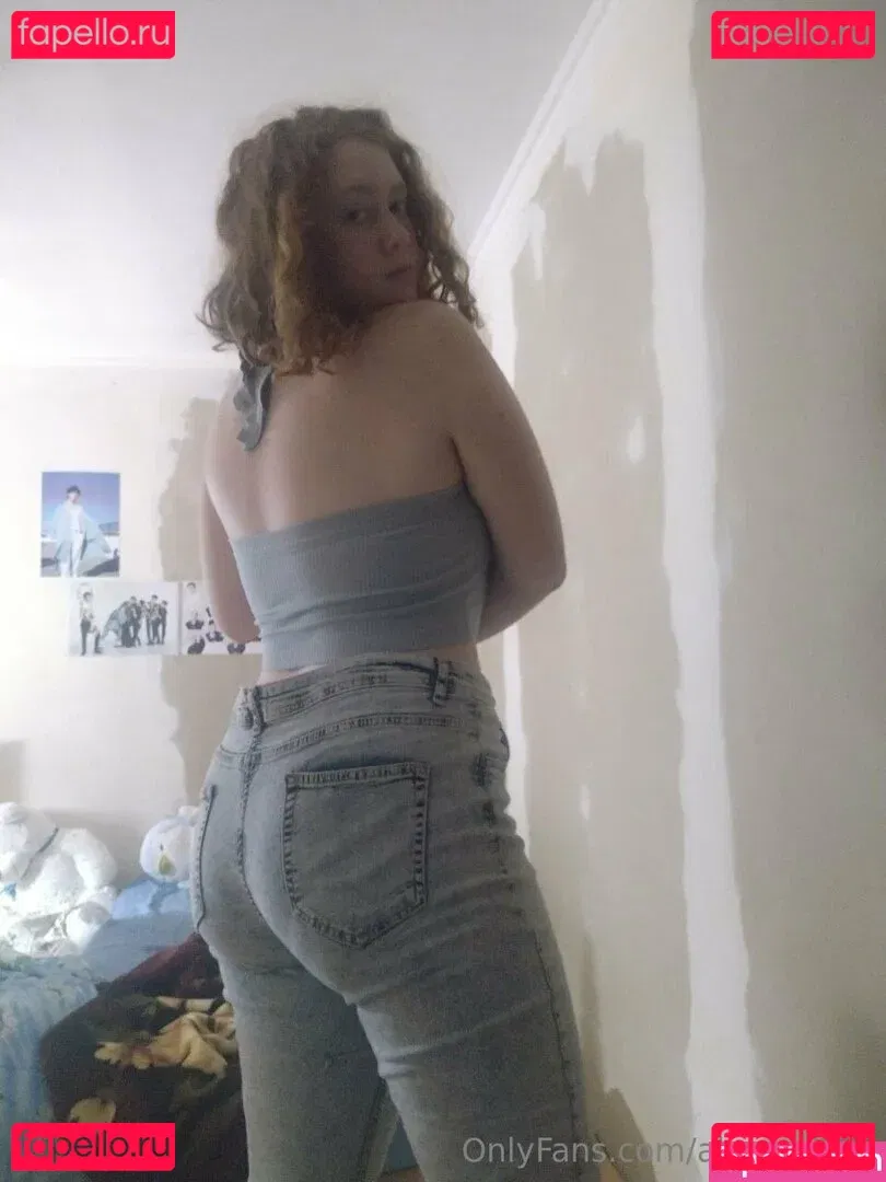 alicebakerr Onlyfans Photo Gallery 