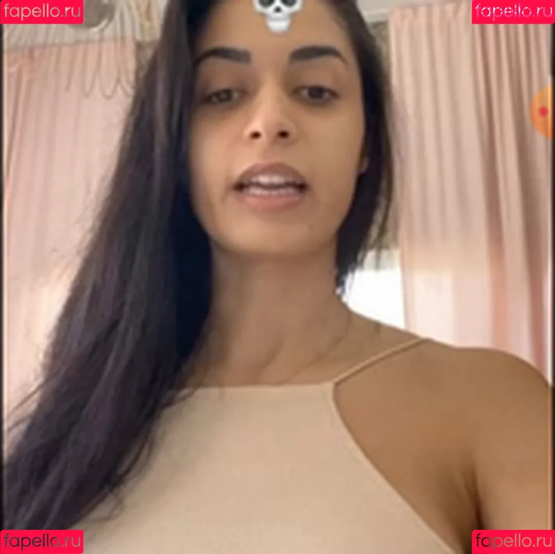 Shirin Azami Onlyfans Photo Gallery 