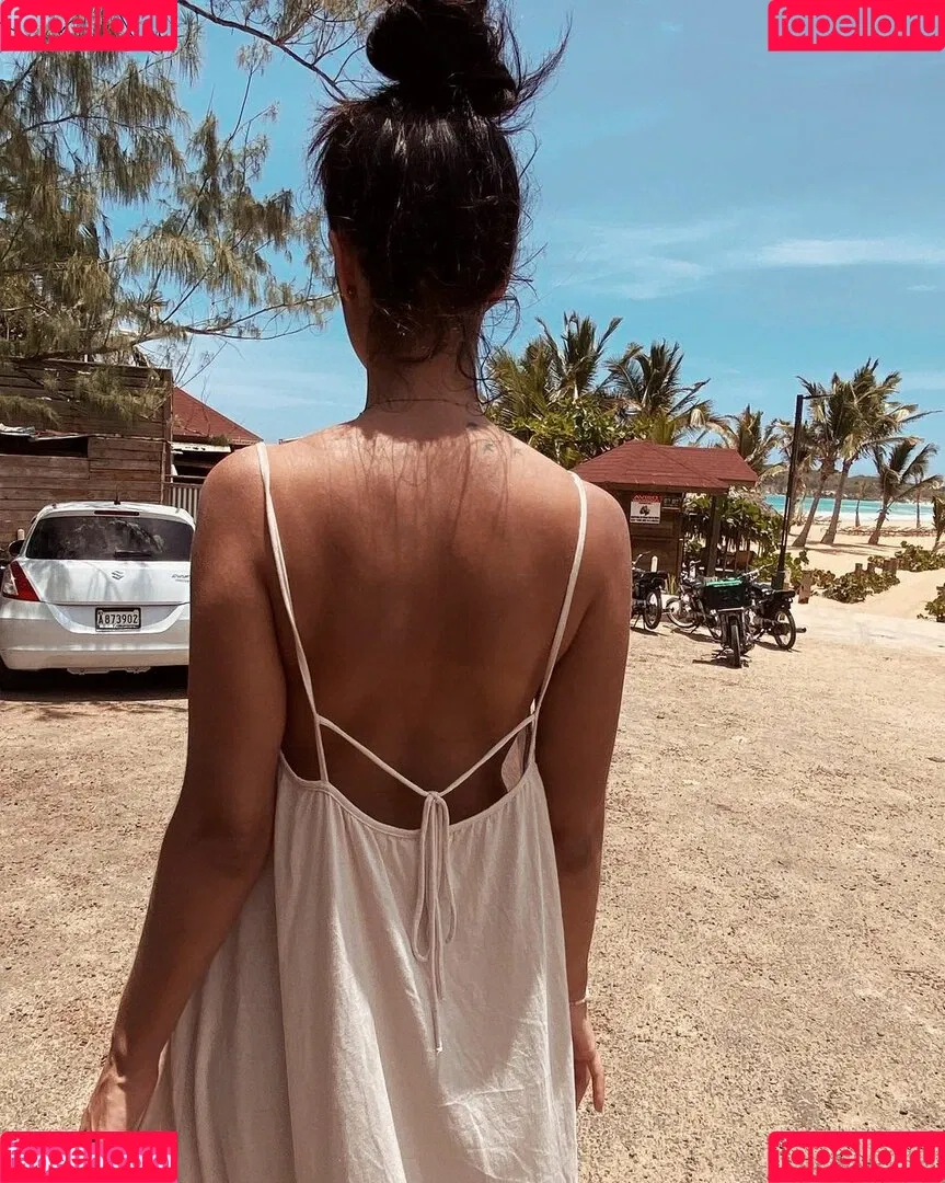 Shirin Azami Onlyfans Photo Gallery 