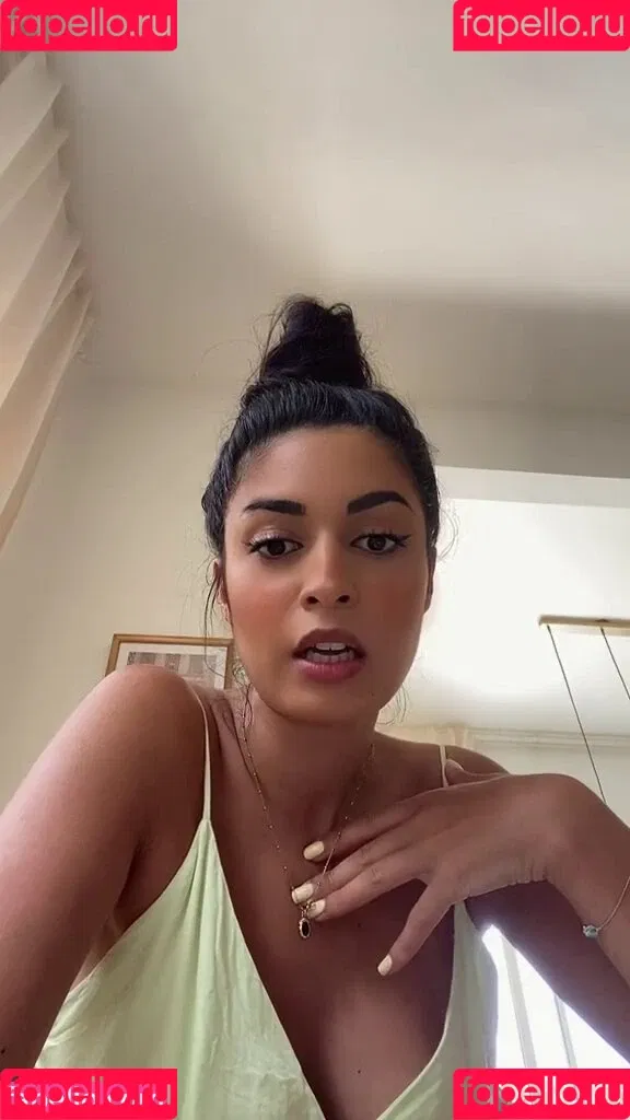 Shirin Azami Onlyfans Photo Gallery 