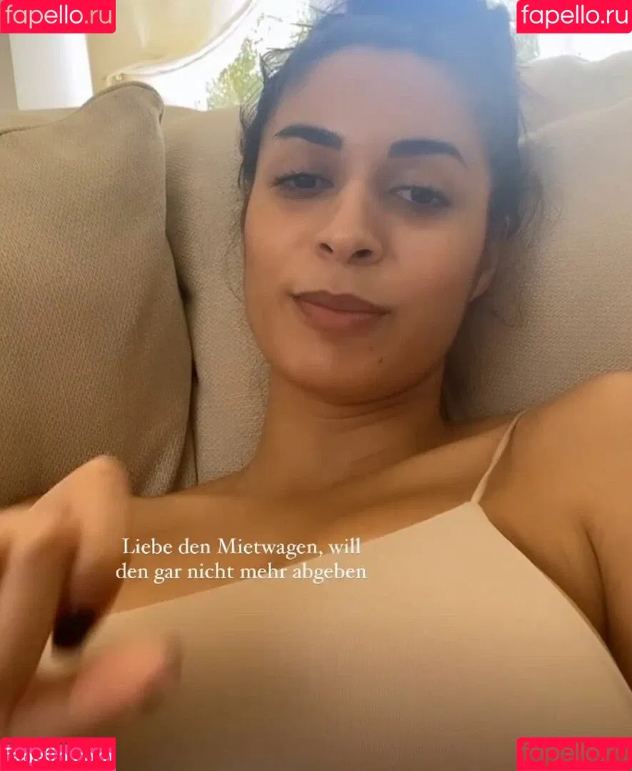 Shirin Azami Onlyfans Photo Gallery 