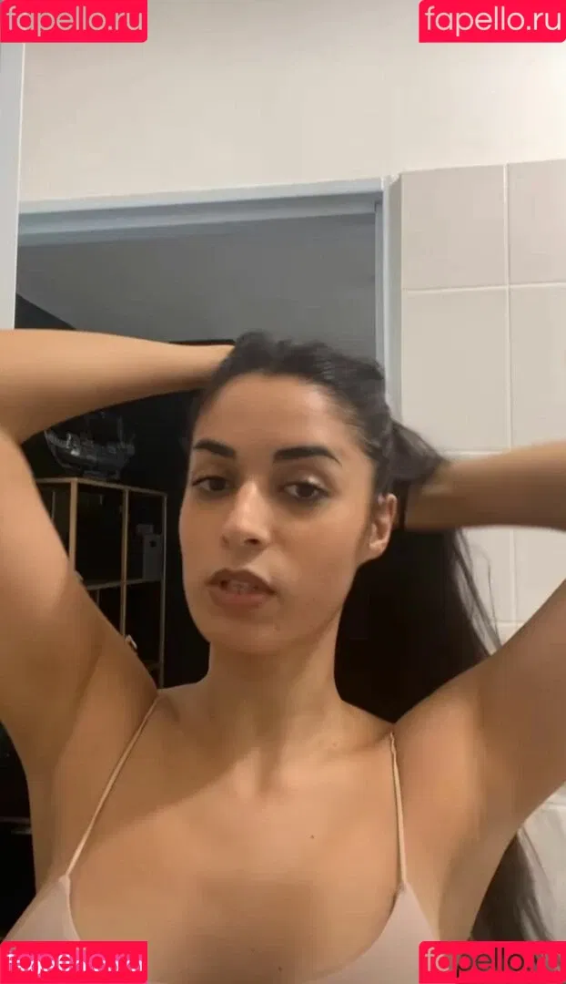 Shirin Azami Onlyfans Photo Gallery 