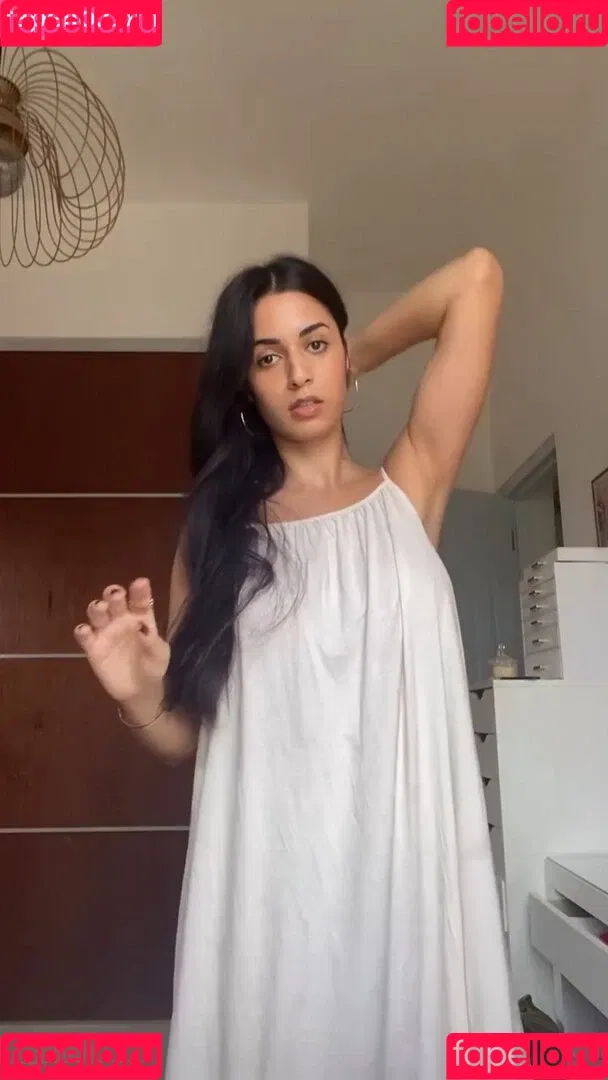 Shirin Azami Onlyfans Photo Gallery 