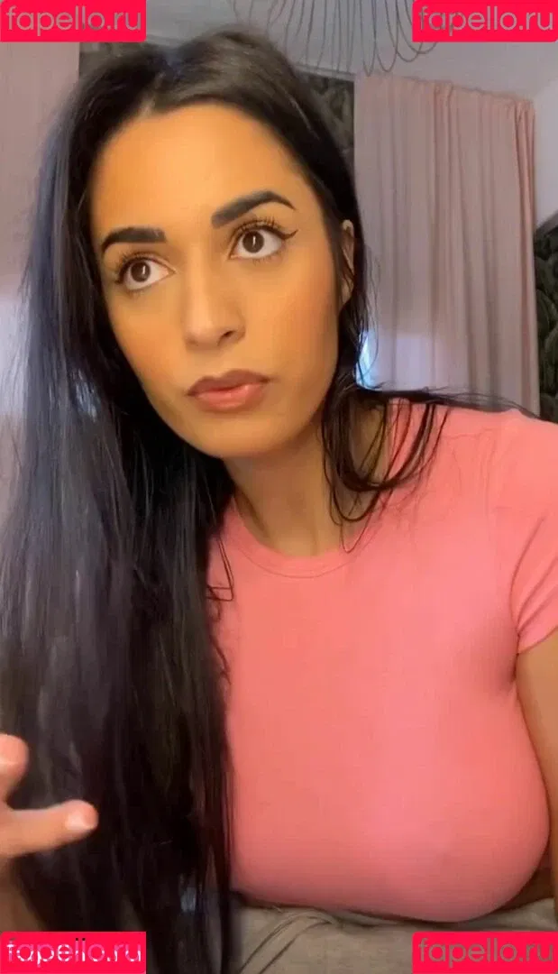 Shirin Azami Onlyfans Photo Gallery 