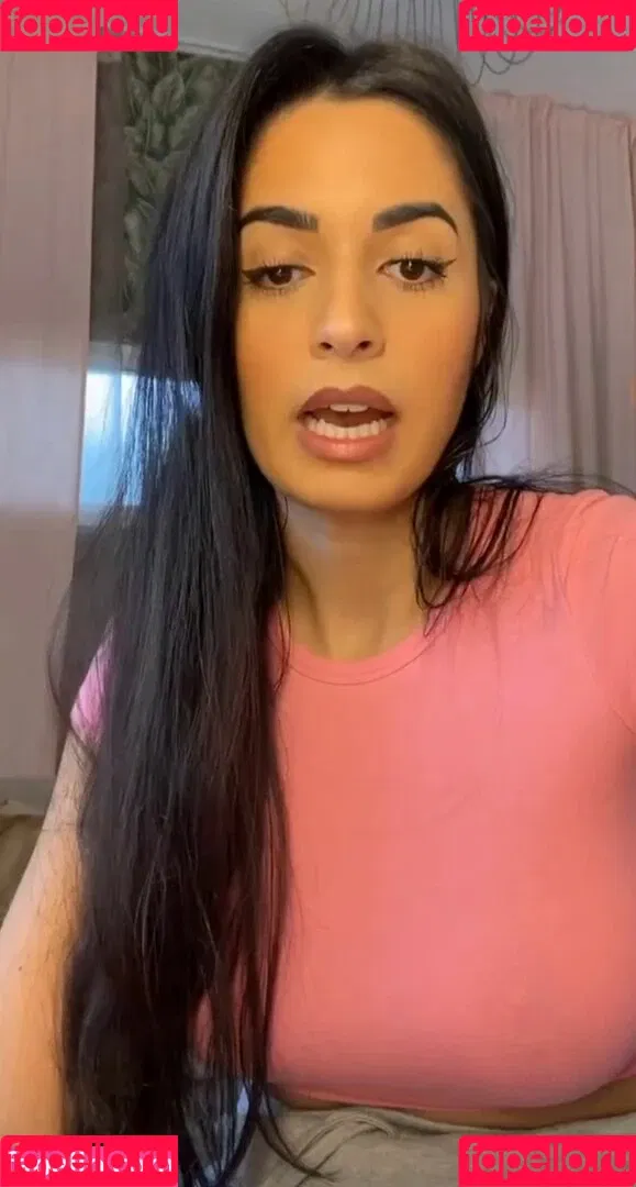Shirin Azami Onlyfans Photo Gallery 