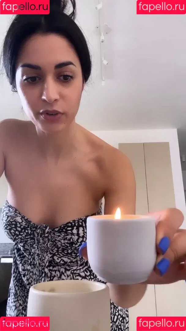 Shirin Azami Onlyfans Photo Gallery 