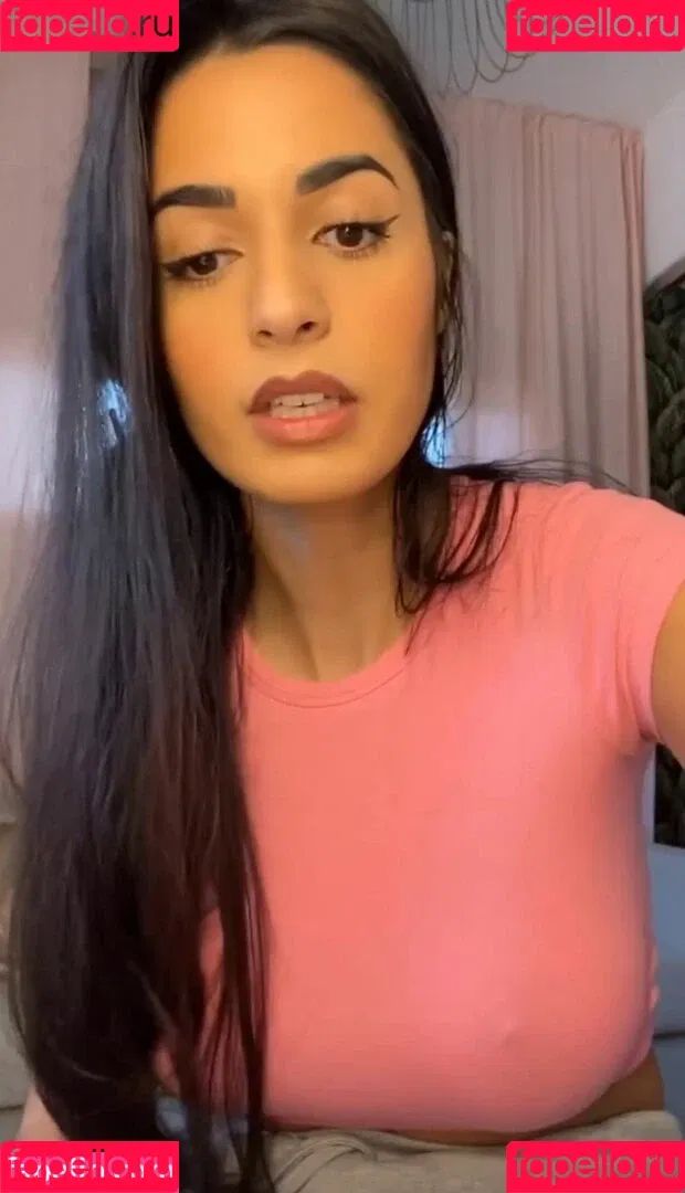 Shirin Azami Onlyfans Photo Gallery 
