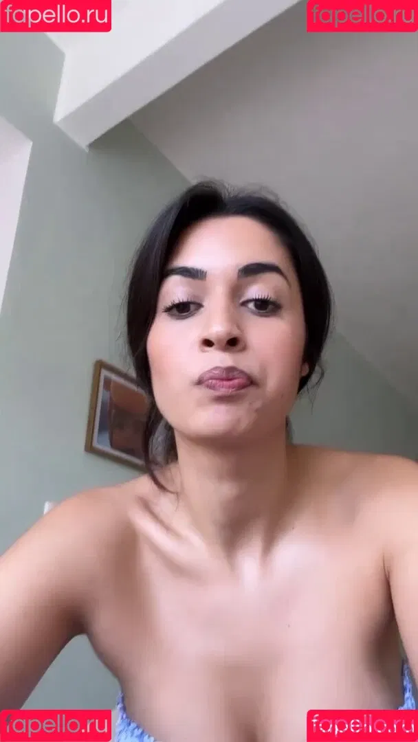 Shirin Azami Onlyfans Photo Gallery 
