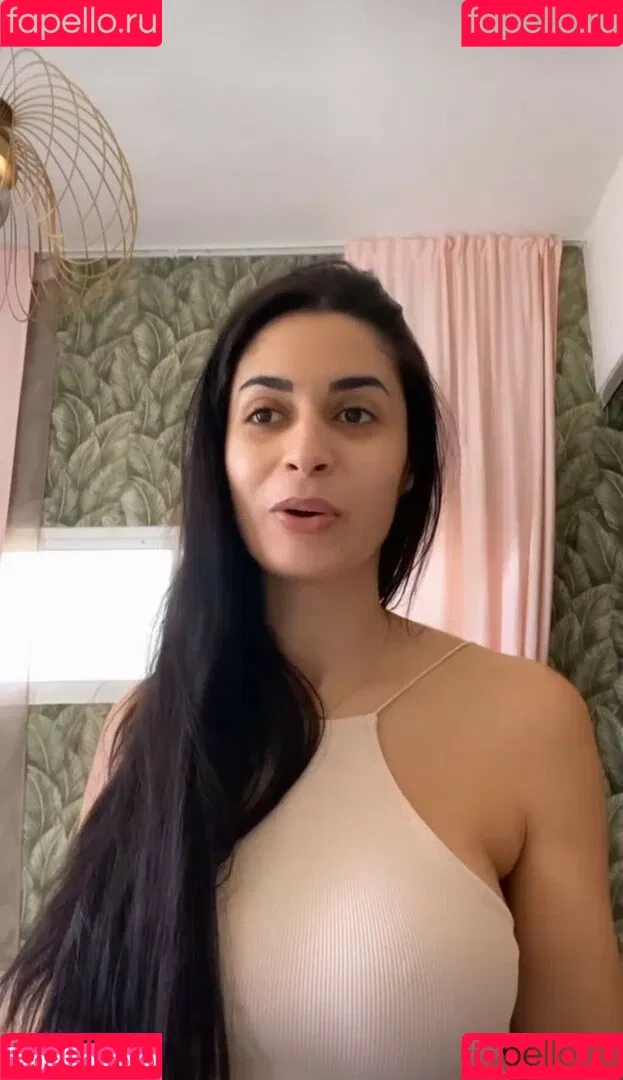 Shirin Azami Onlyfans Photo Gallery 
