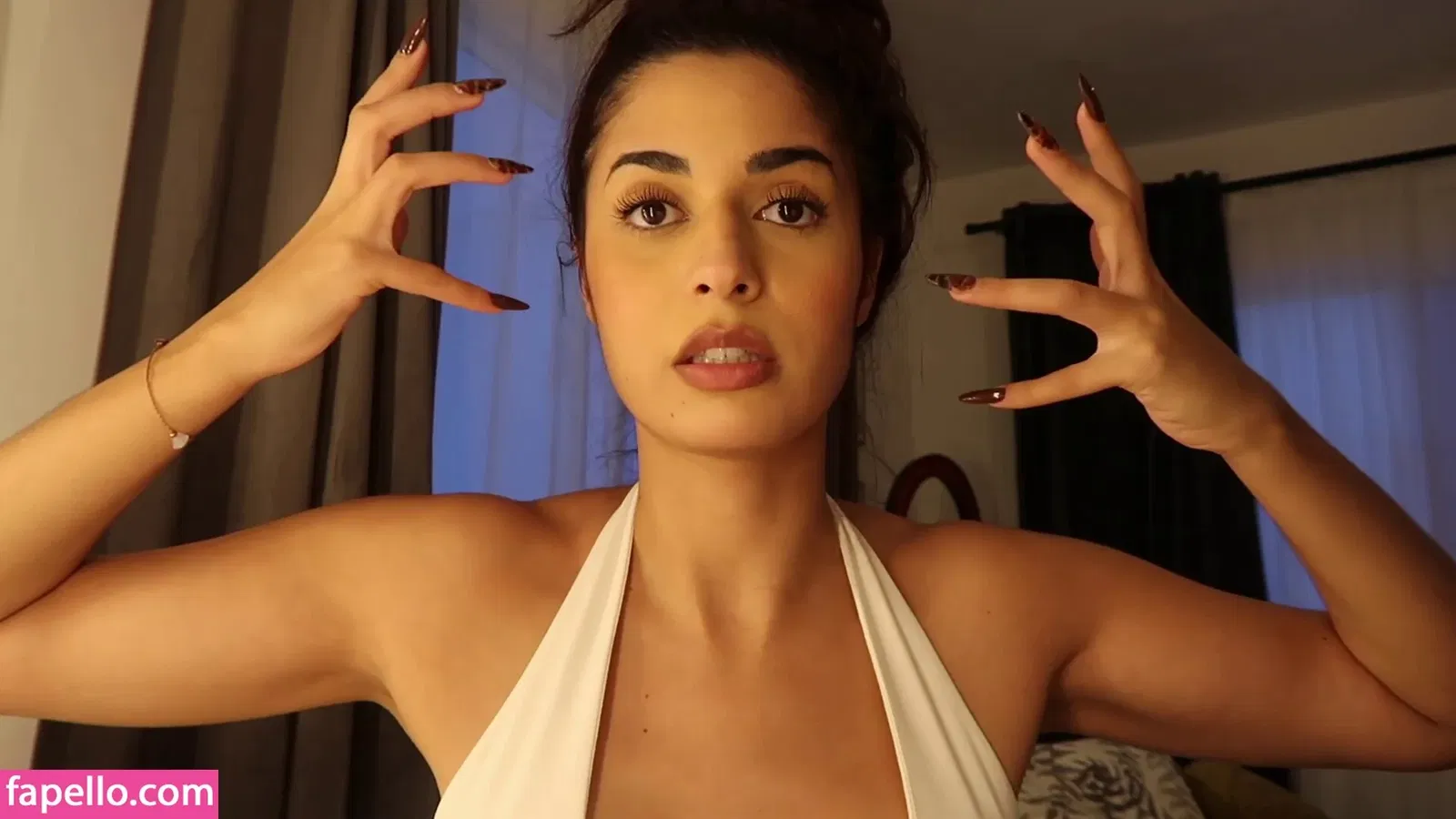 Shirin Azami Onlyfans Photo Gallery 