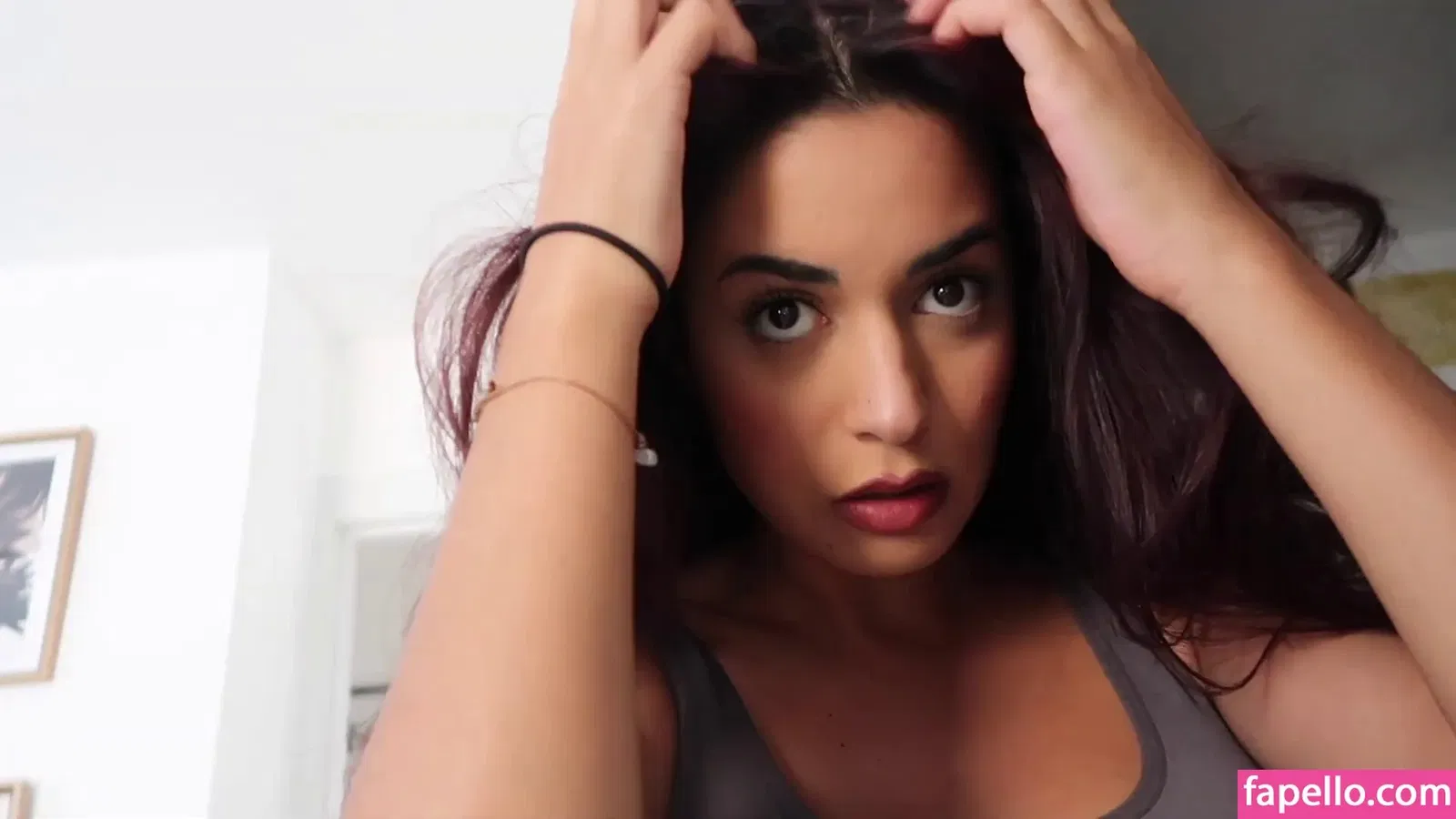 Shirin Azami Onlyfans Photo Gallery 