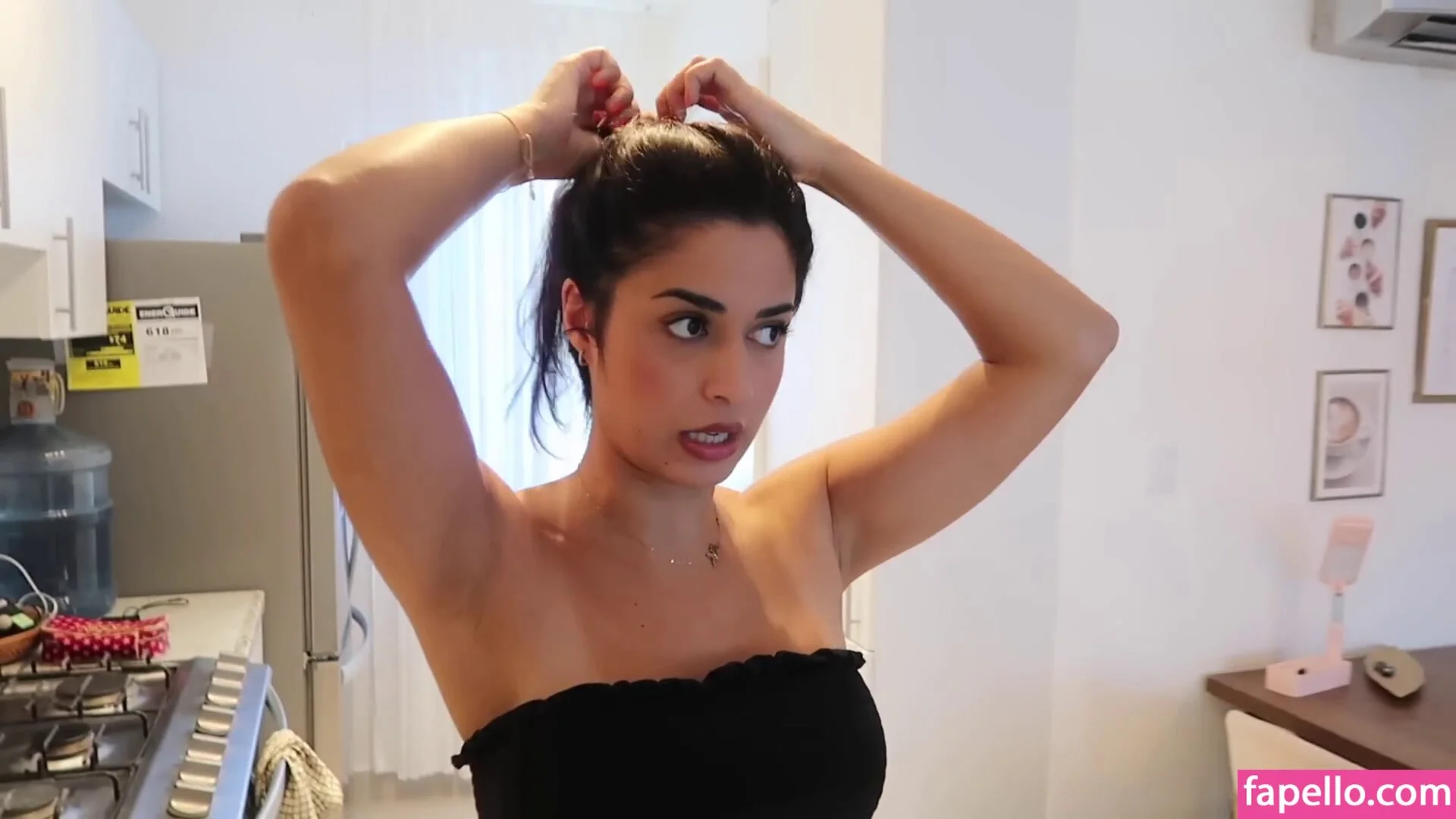 Shirin Azami Onlyfans Photo Gallery 