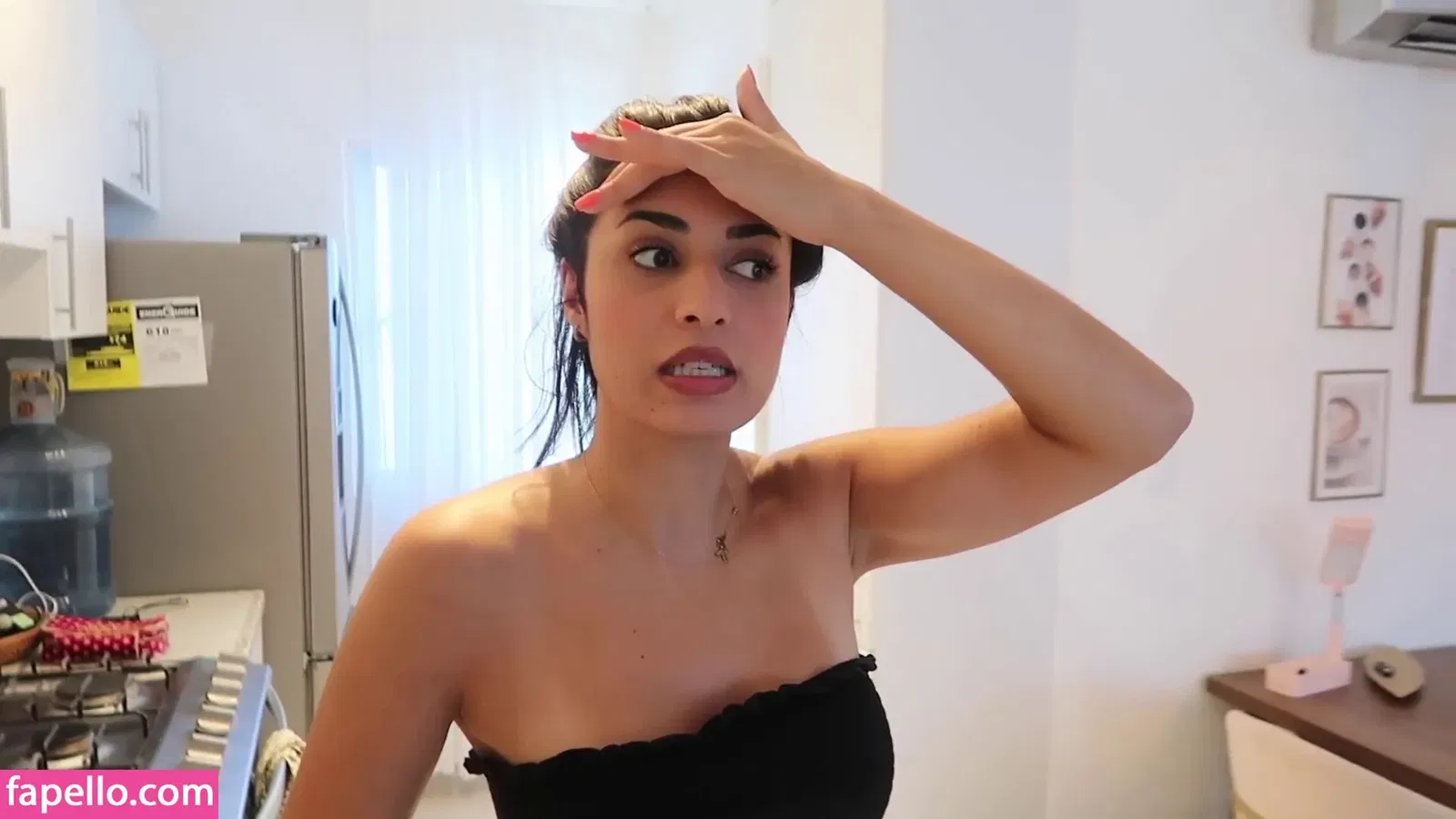 Shirin Azami Onlyfans Photo Gallery 