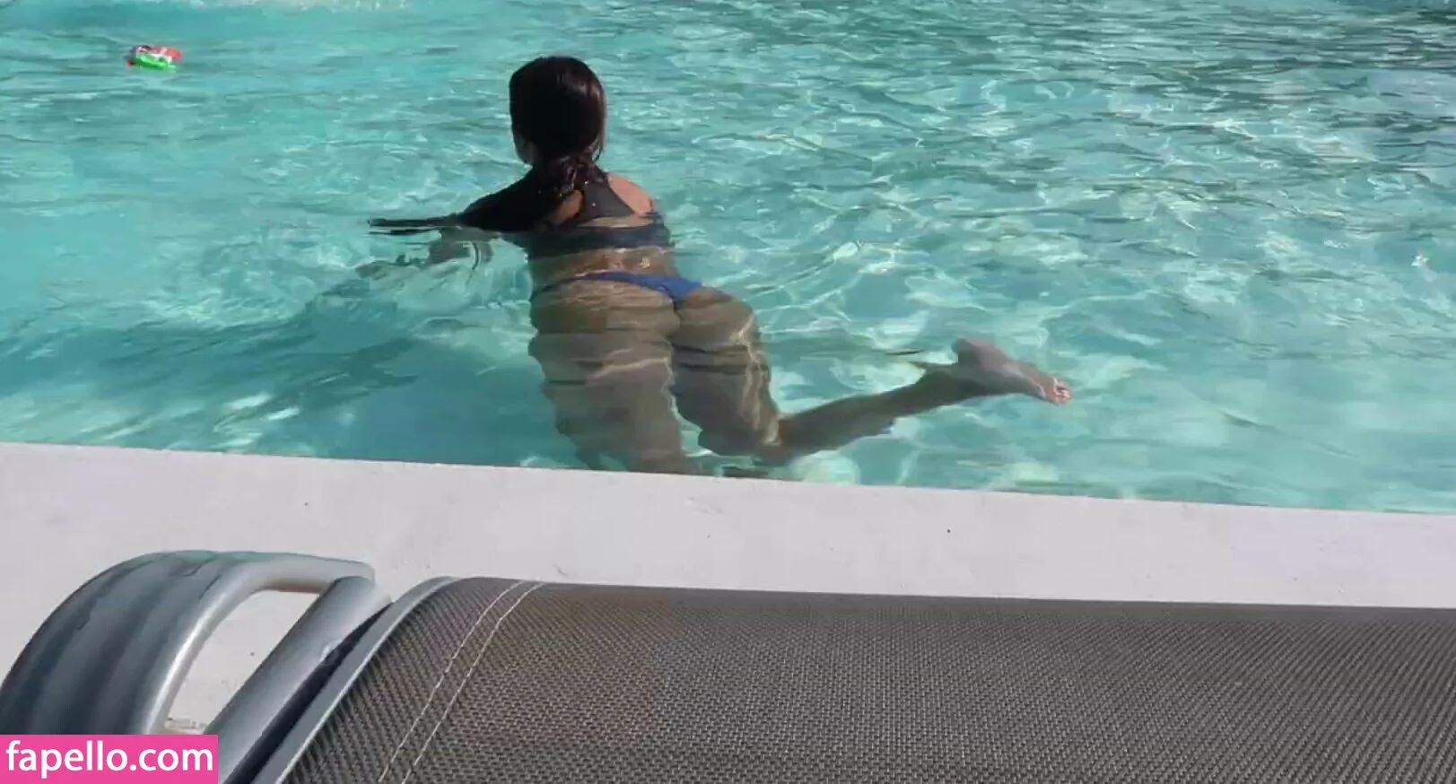 Shirin Azami Onlyfans Photo Gallery 