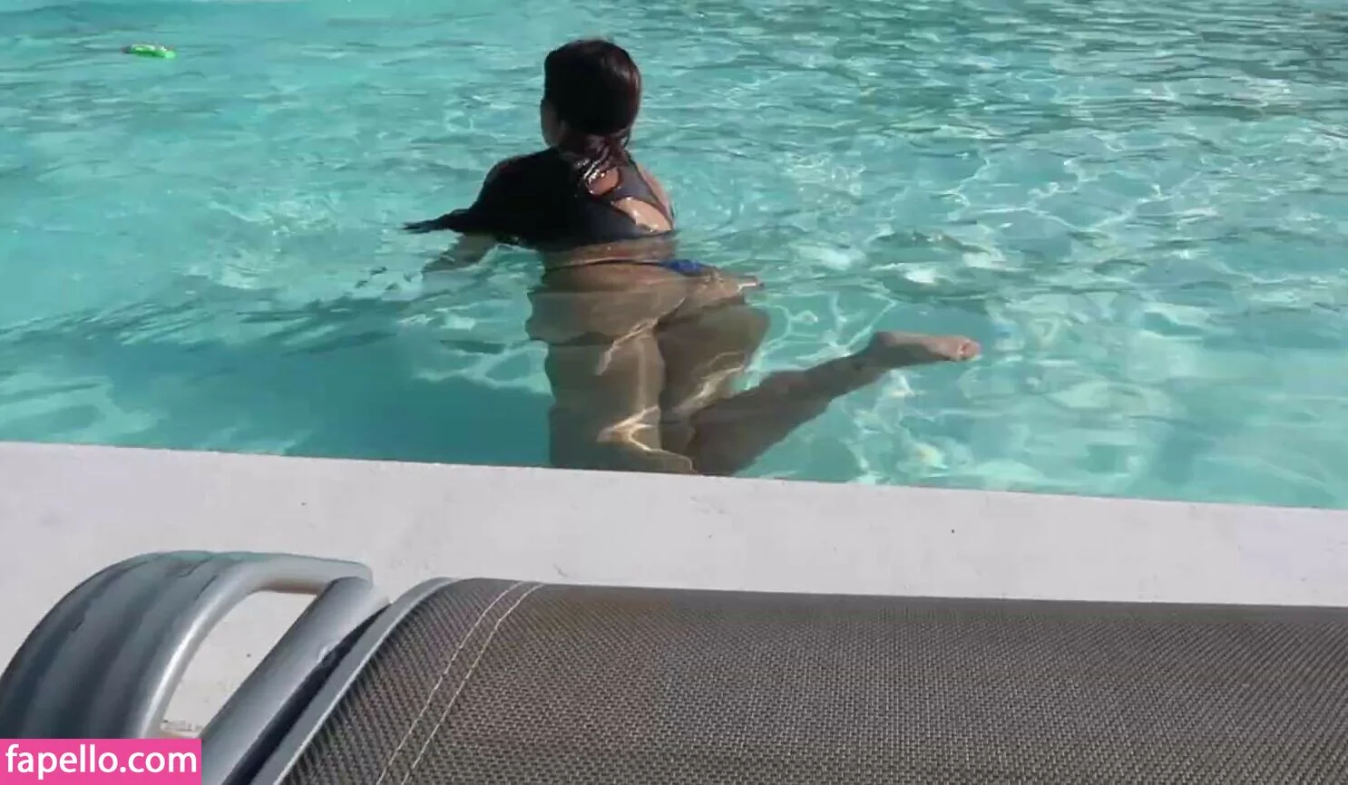 Shirin Azami Onlyfans Photo Gallery 