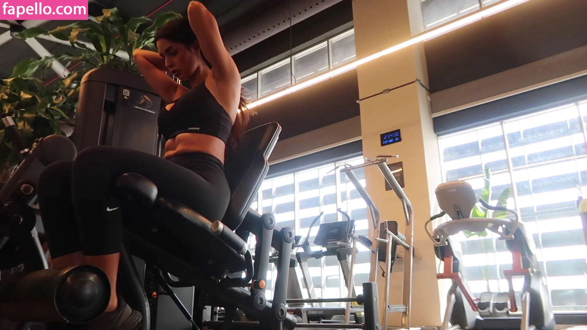 Shirin Azami Onlyfans Photo Gallery 