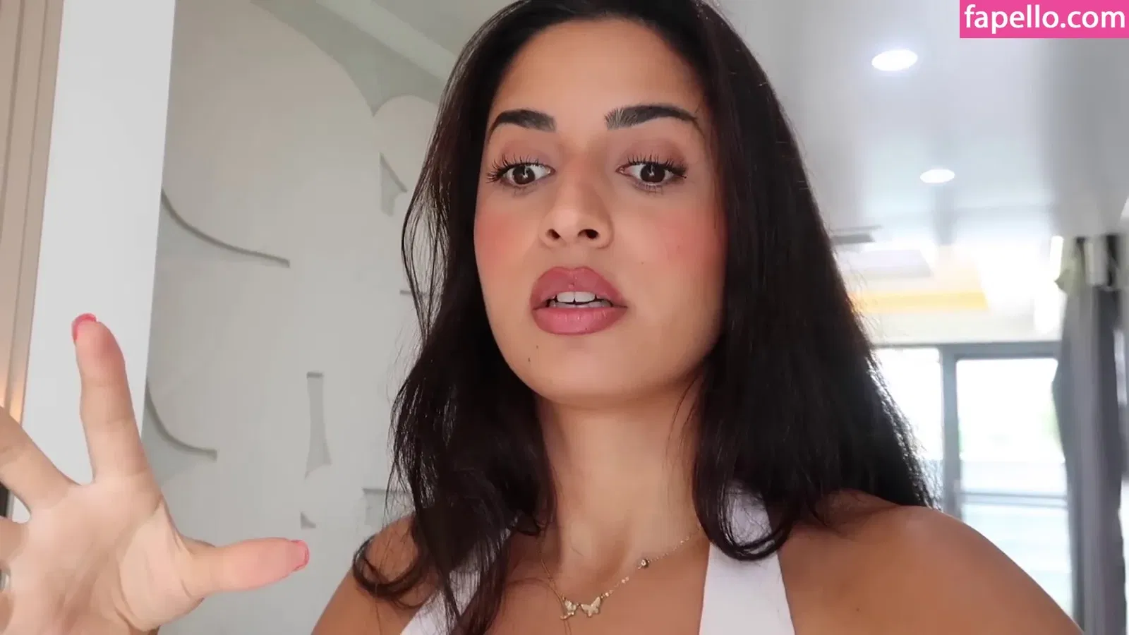 Shirin Azami Onlyfans Photo Gallery 