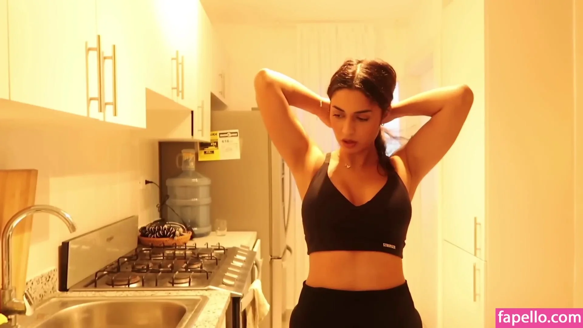 Shirin Azami Onlyfans Photo Gallery 