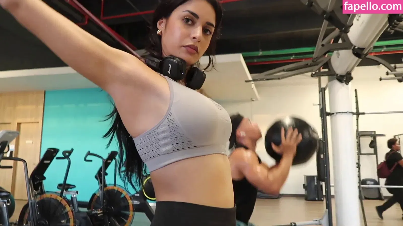 Shirin Azami Onlyfans Photo Gallery 