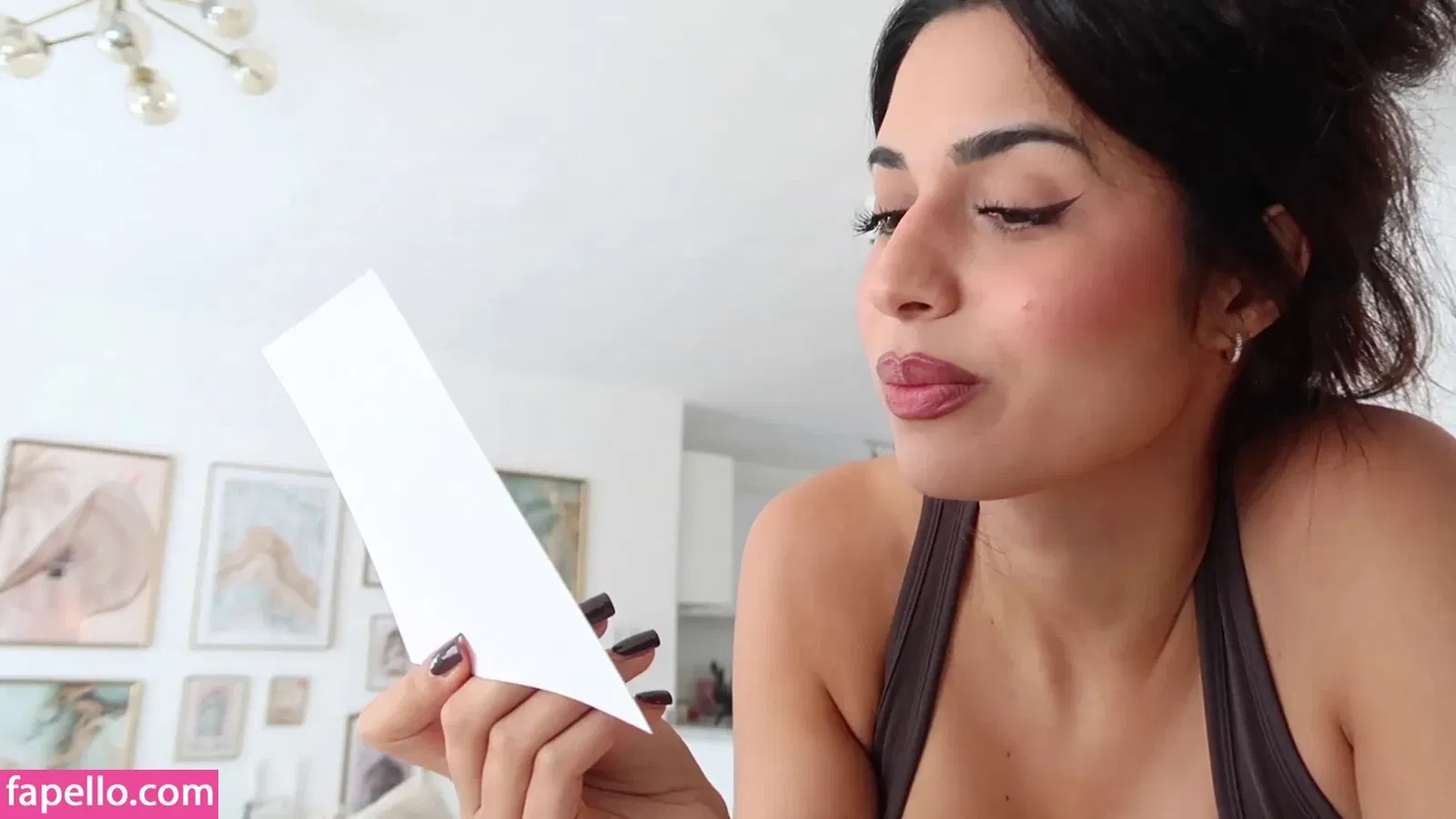 Shirin Azami Onlyfans Photo Gallery 