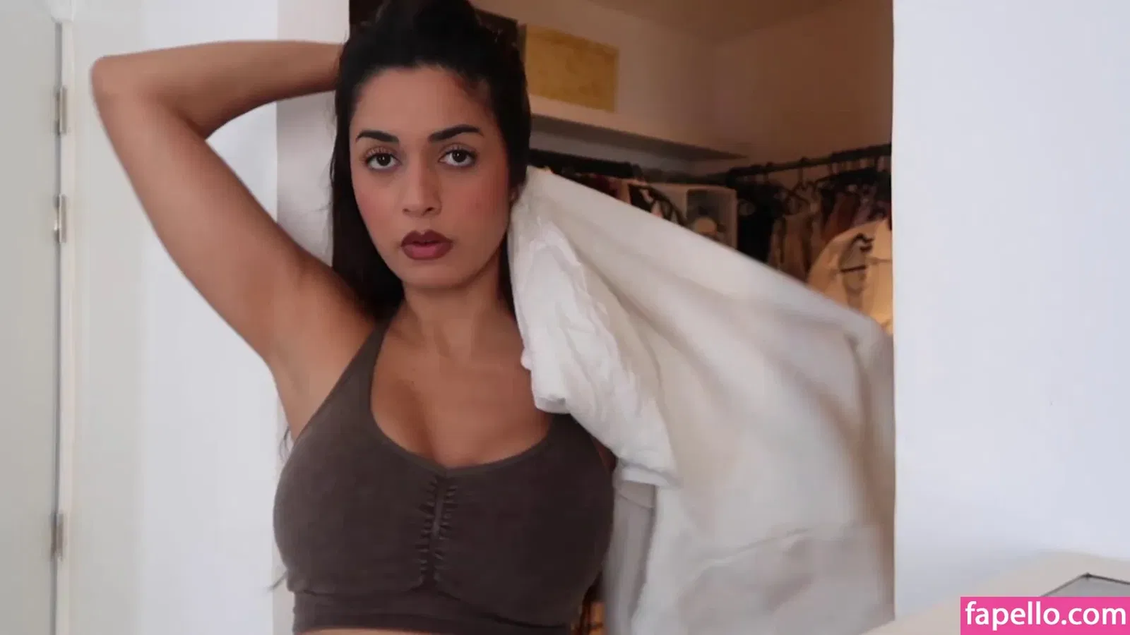 Shirin Azami Onlyfans Photo Gallery 