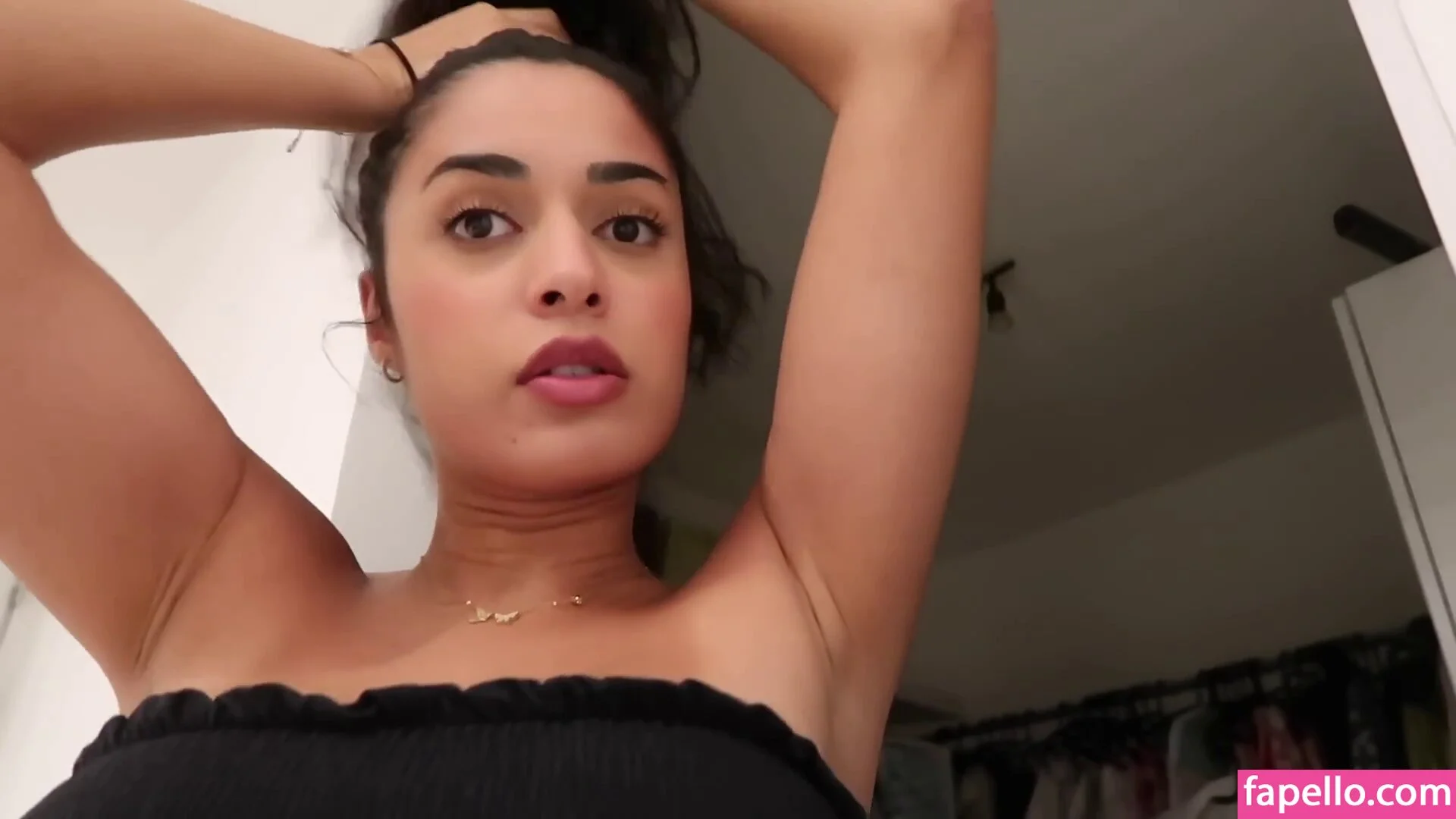 Shirin Azami Onlyfans Photo Gallery 