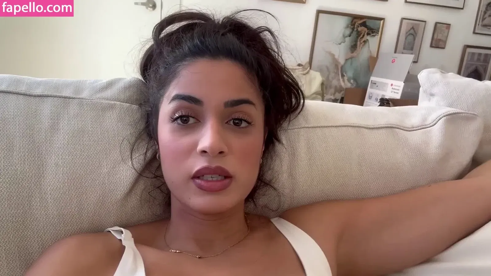 Shirin Azami Onlyfans Photo Gallery 