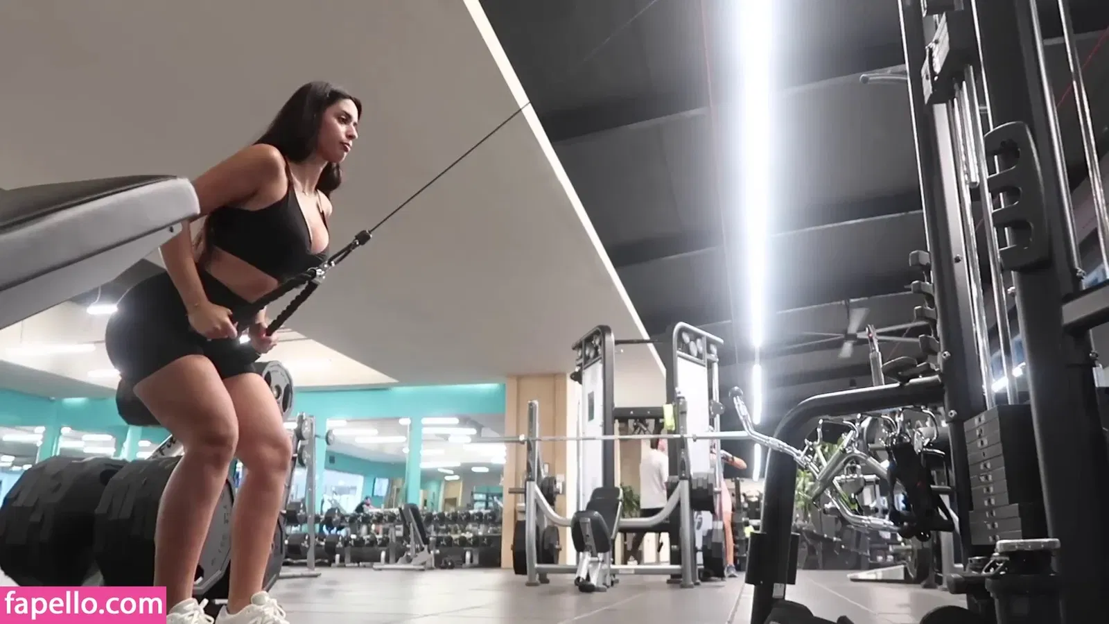 Shirin Azami Onlyfans Photo Gallery 