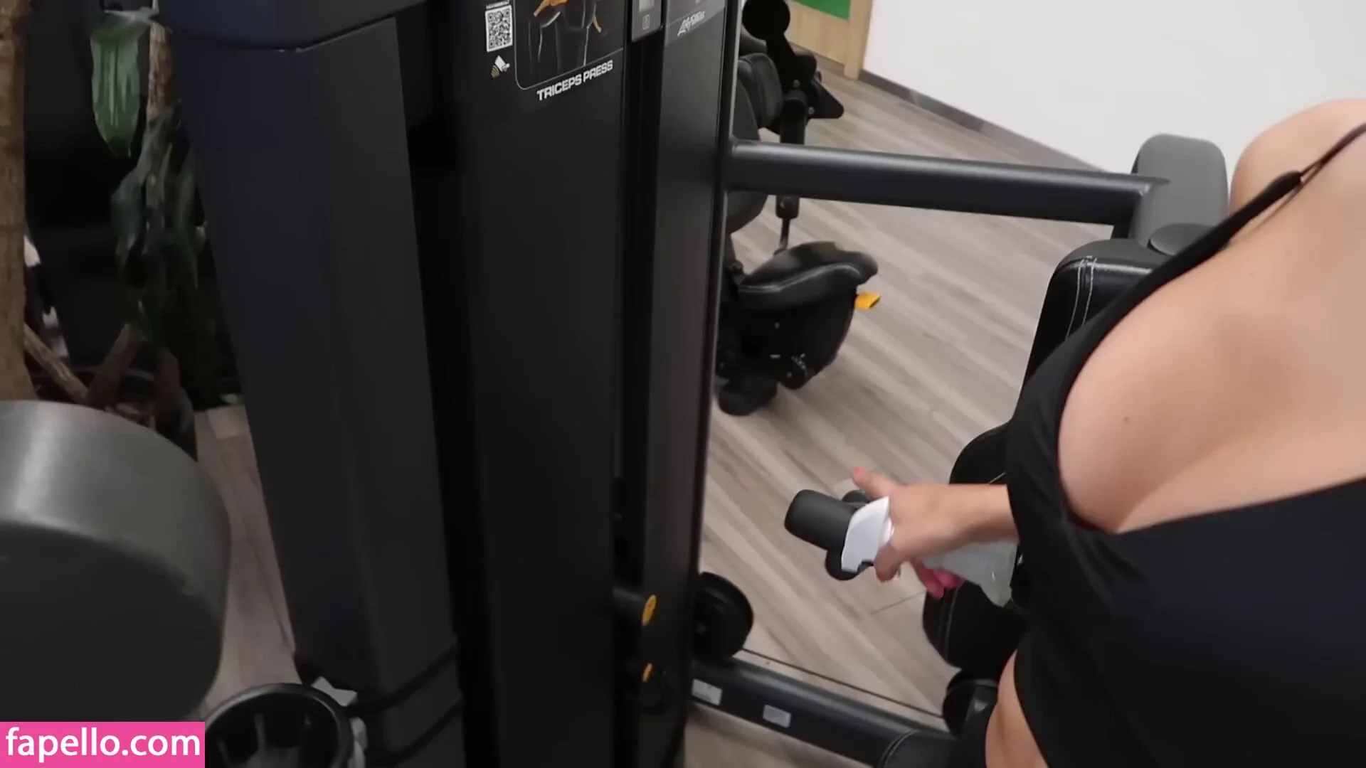 Shirin Azami Onlyfans Photo Gallery 