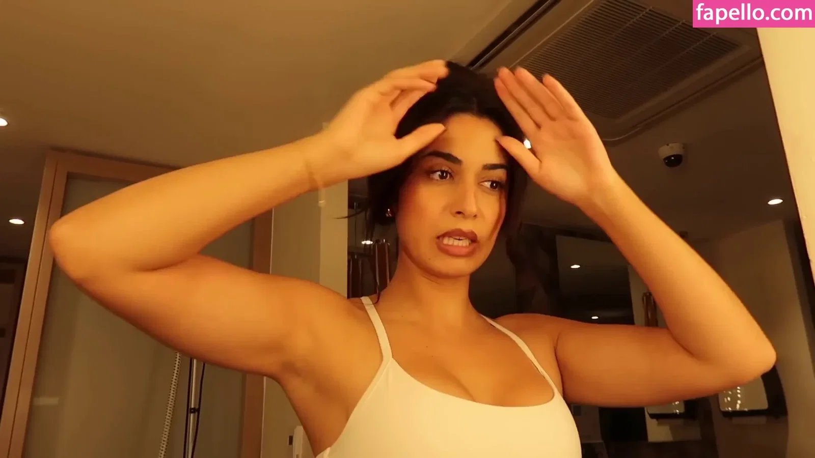 Shirin Azami Onlyfans Photo Gallery 