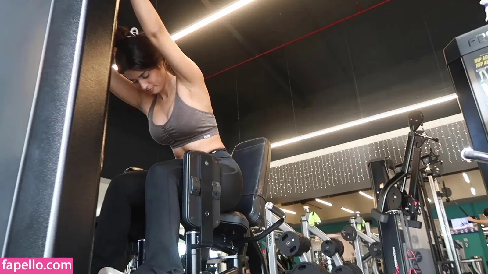 Shirin Azami Onlyfans Photo Gallery 