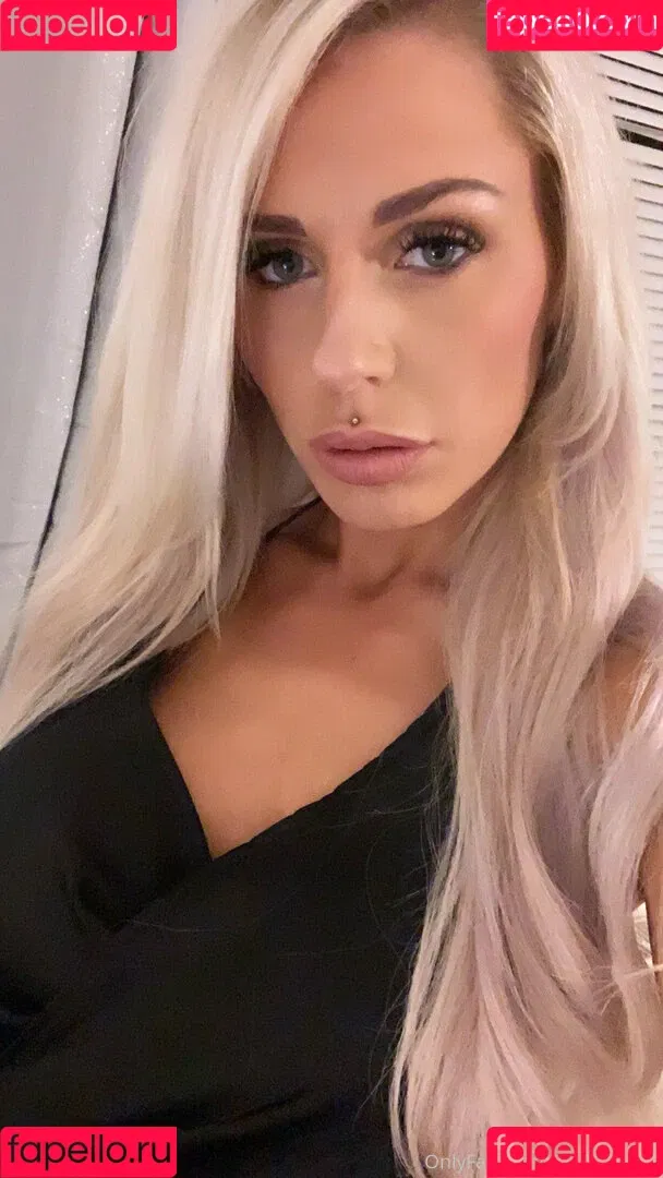 Hotwifey Onlyfans Photo Gallery 