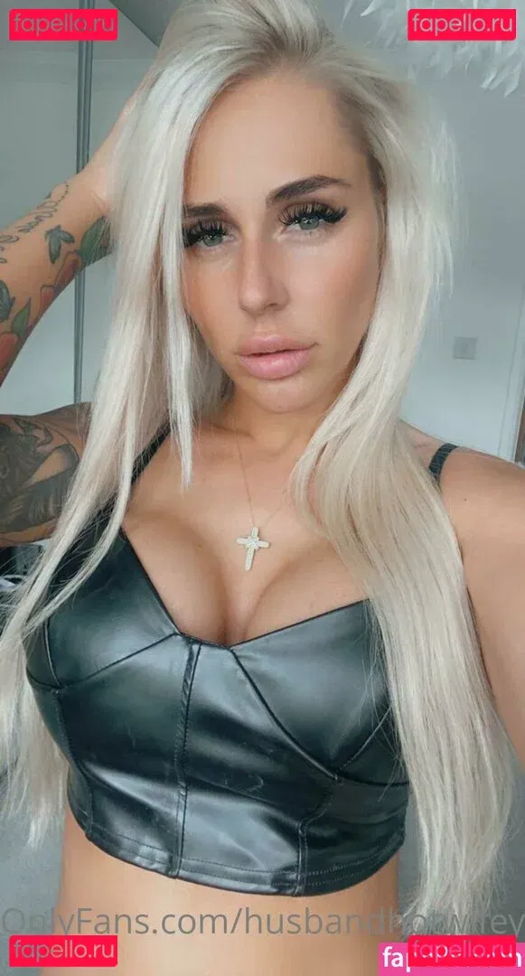 Hotwifey Onlyfans Photo Gallery 