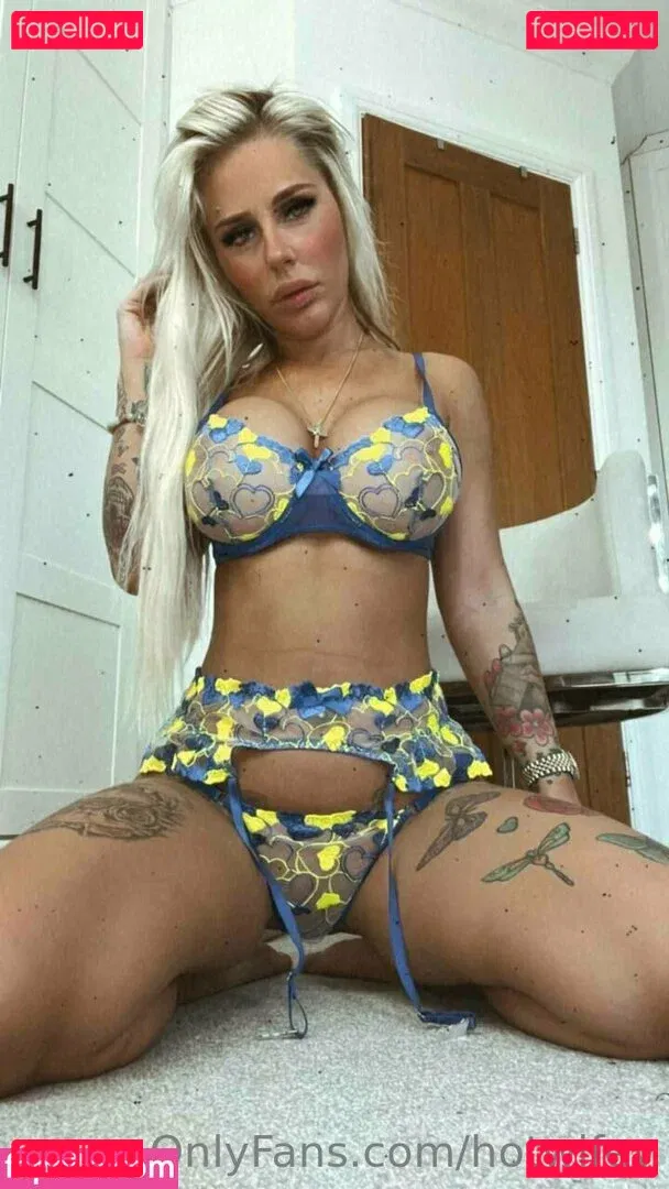 Hotwifey Onlyfans Photo Gallery 