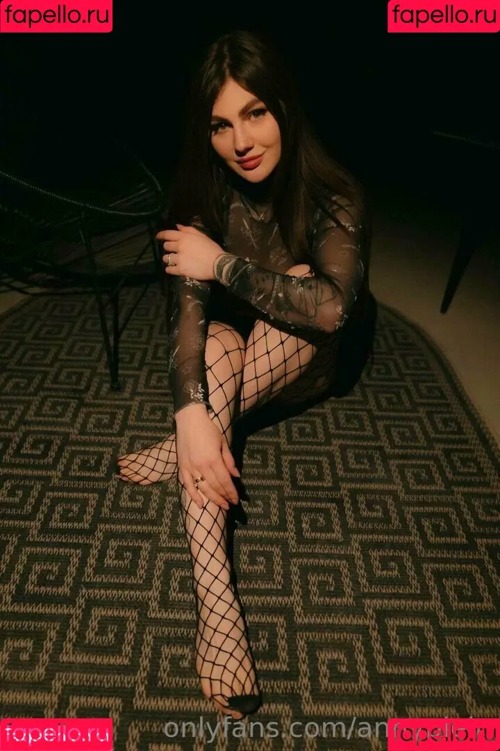 annyplein Onlyfans Photo Gallery 