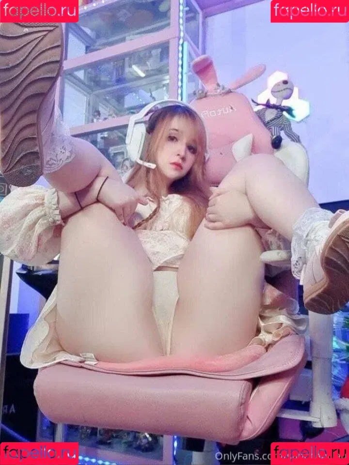 San Chan Claudia Onlyfans Photo Gallery 
