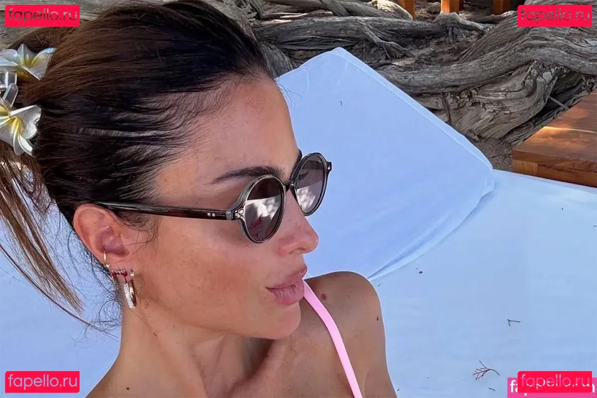 Agustina Onlyfans Photo Gallery 