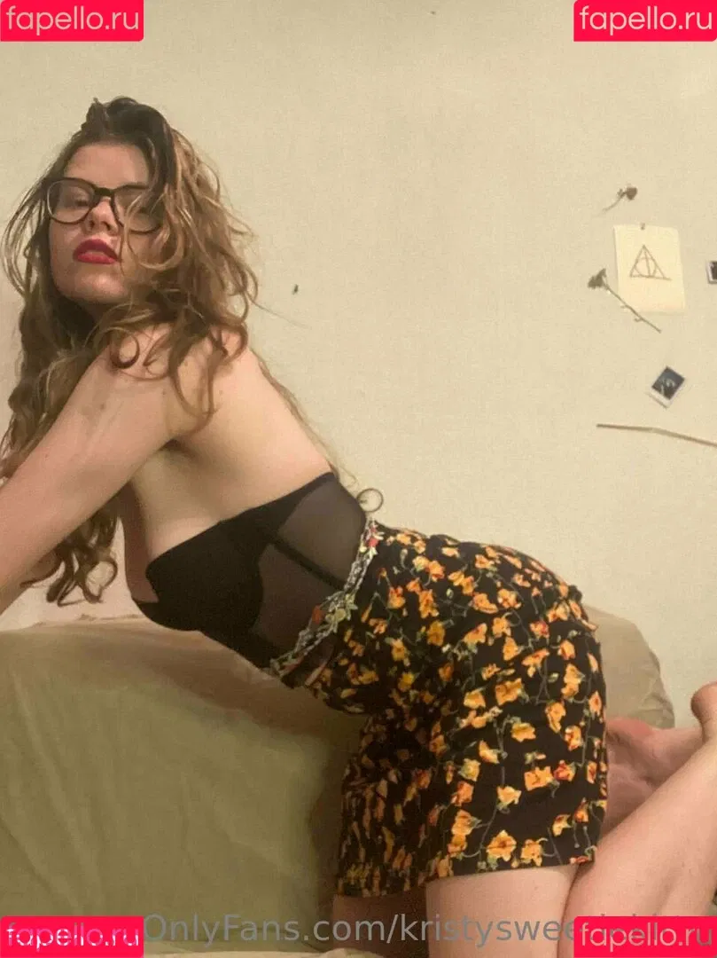 kristysweetiekitty Onlyfans Photo Gallery 