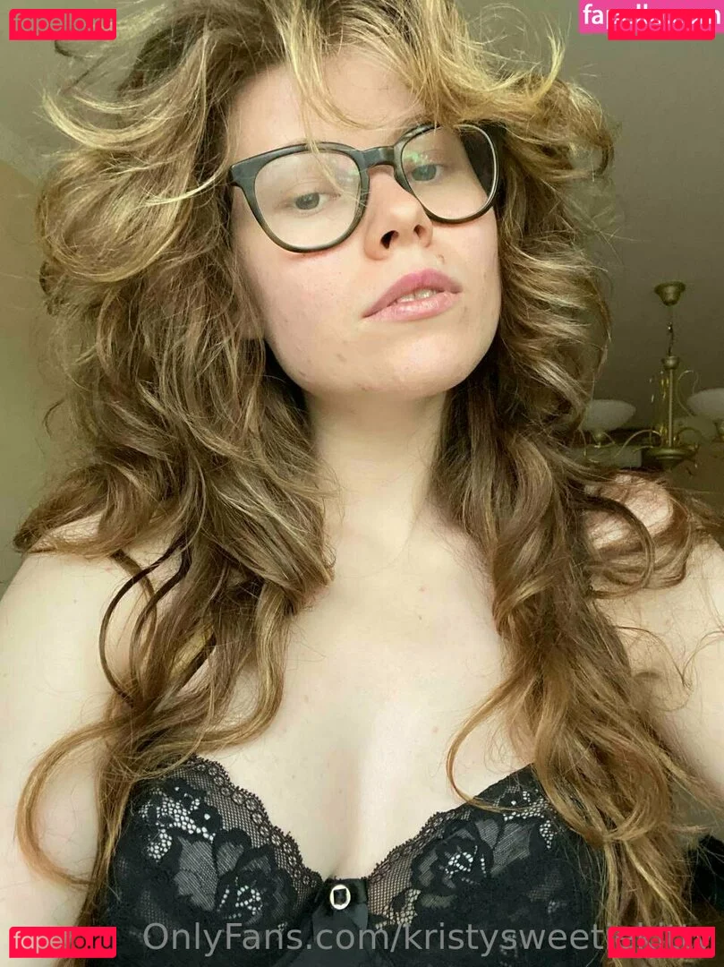 kristysweetiekitty Onlyfans Photo Gallery 
