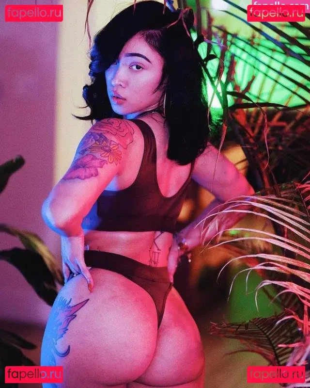 ovoeri Onlyfans Photo Gallery 