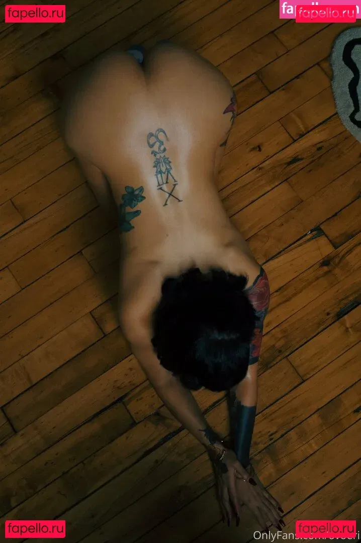 ovoeri Onlyfans Photo Gallery 